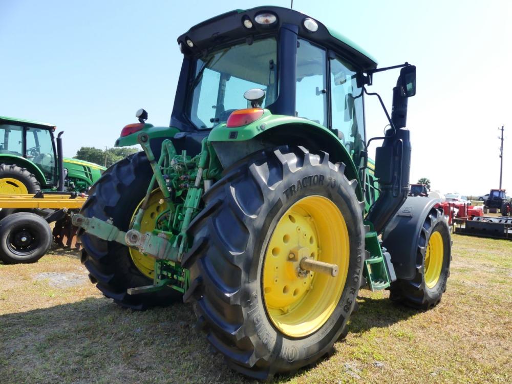 John Deere 6120M