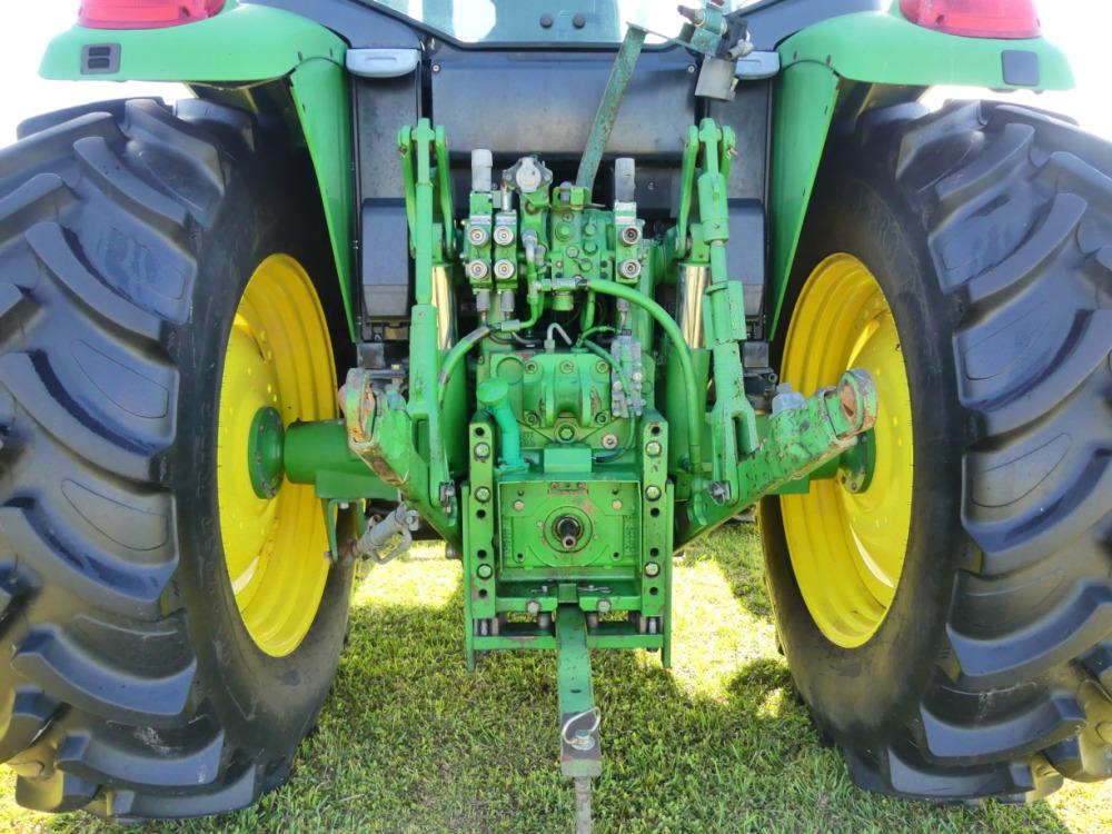 John Deere 6430