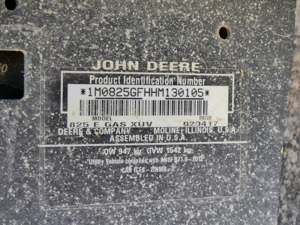 John Deere 825I S4