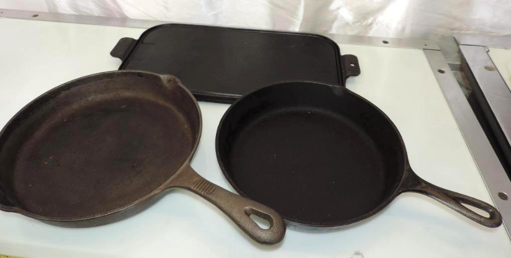 17" cast iron griddle, #8 SK USA made frying pan and 11.5" Benjamin Medwing cast iron skillet.