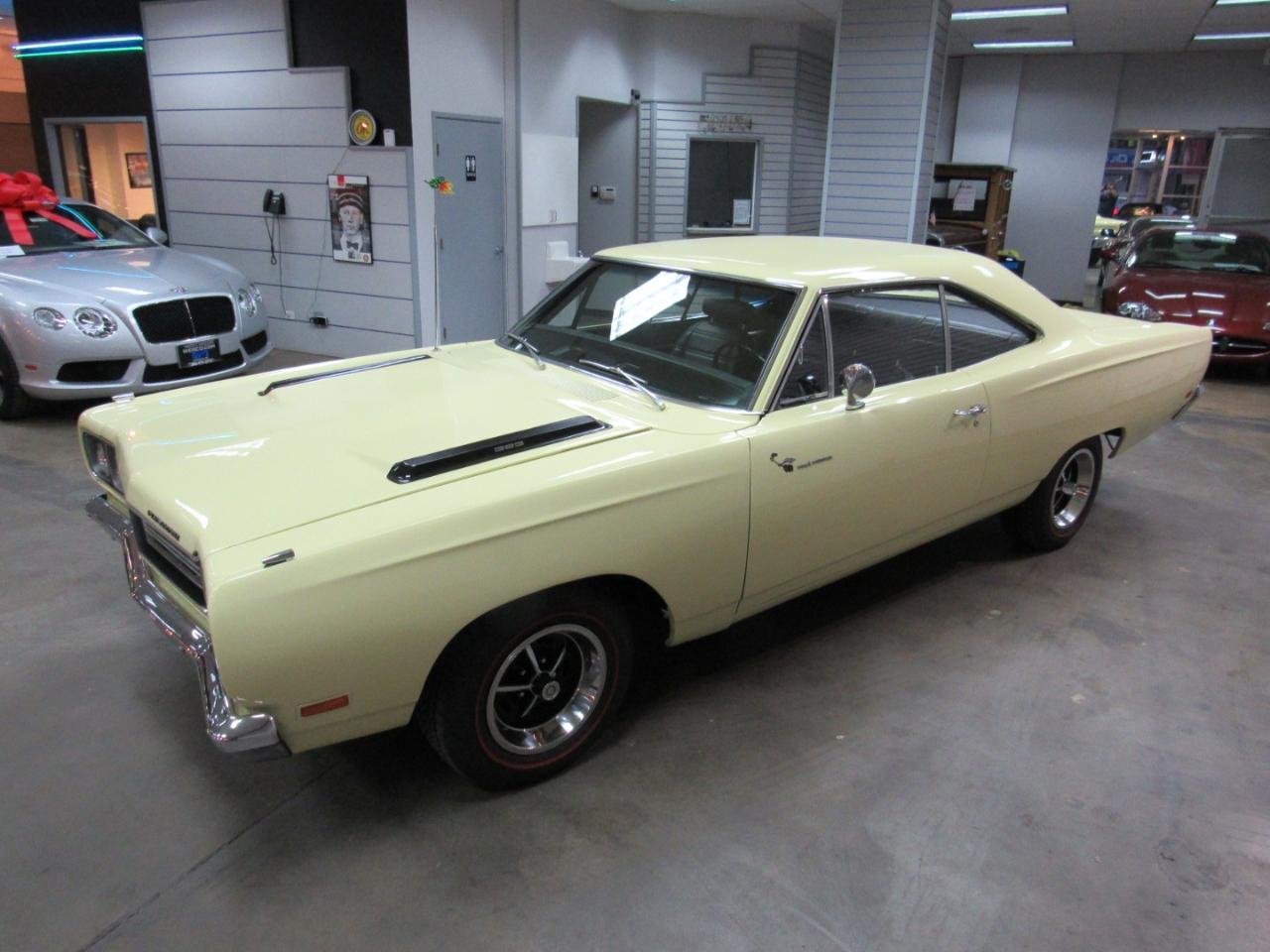 1969  PLYMOUTH ROAD RUNNER