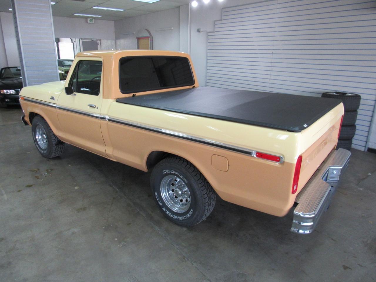 1977  FORD F100