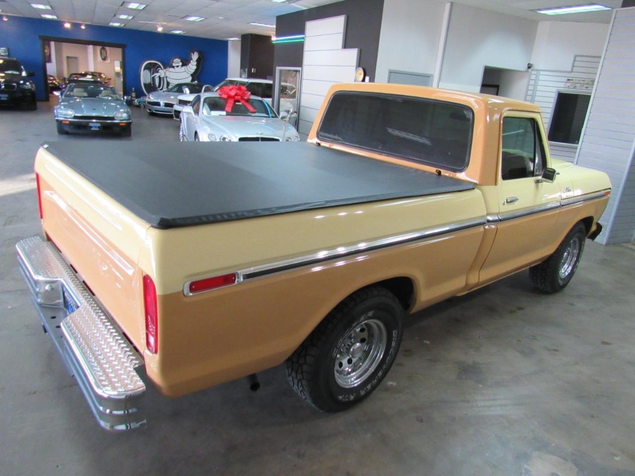 1977  FORD F100