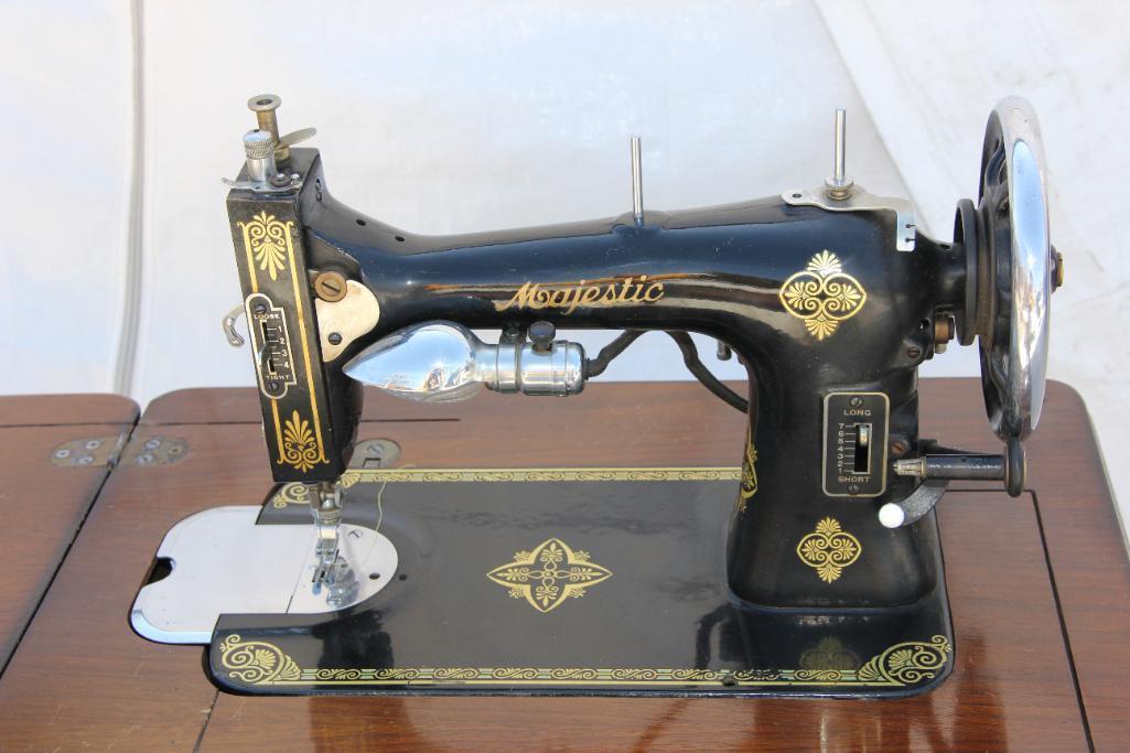 Cool Old Majestic Electric Sewing Machine in Wood Table