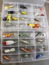 Organizing Cases with 27 Large Lures of Varying Styles