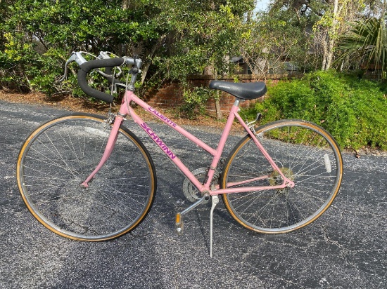 Schwinn Caliente girl's 10 speed bicycle