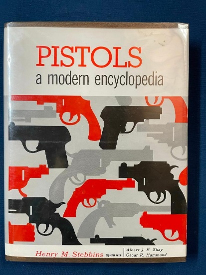 Pistols, a modern encyclopedia