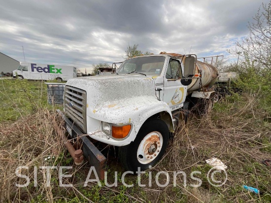 1995 Ford F800 S/A Water Truck