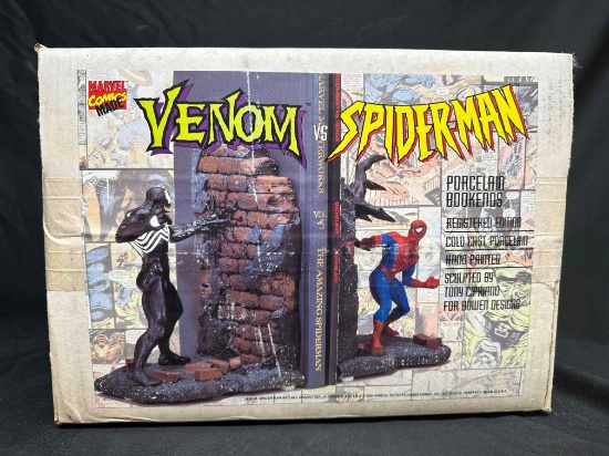 Vintage 1994 Bowen Venom vs Spider-Man Cold Cast Porcelain Bookends Marvel MIB
