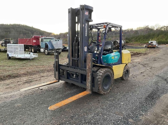 Komatsu FG45T2-7 Forklift