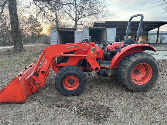 2006 Kubota M7040 4x4 Tractor with Loader
