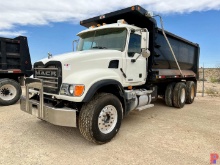 2007 MACK GRANITE T/A DUMP TRUCK ODOMETER READS