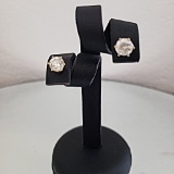 PAIR OF 14KT YELLOW GOLD AND DIAMOND STUD EARRINGS