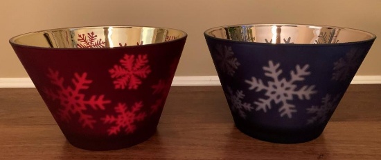 Christmas Bowls w/Snowflake Design