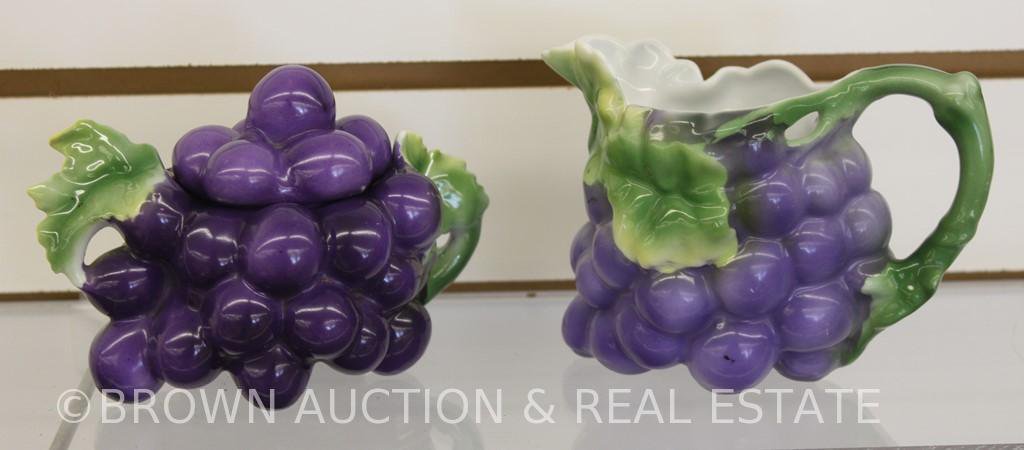 Royal Bayreuth figural purple Grapes creamer and sugar w/lid