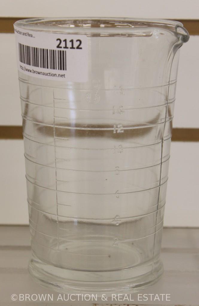 Clear beaker-style measuring cup