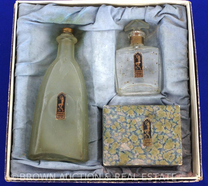 Vintage gift box set of Narcissus perfume, original box