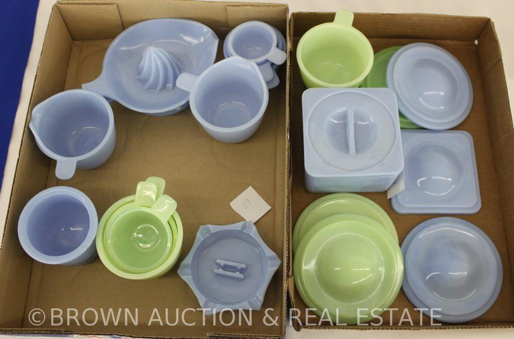 (2) Box lots of kitchen dishes incl. reamer, measuring cups, etc. - blue and green Jadite