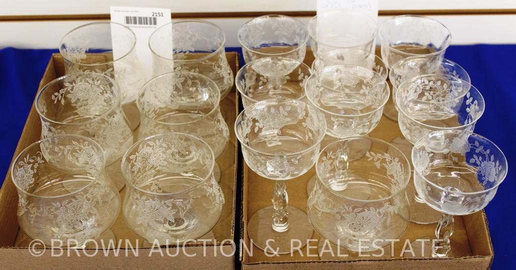 (17) pcs. Fostoria Willowmere incl. low sherbets and champagne glasses