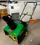 John Deere TRS 21 Model: TRS21 T Single-Stage Snow Thrower, VG Condition