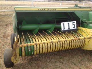 JD 347 Square Baler (wire)