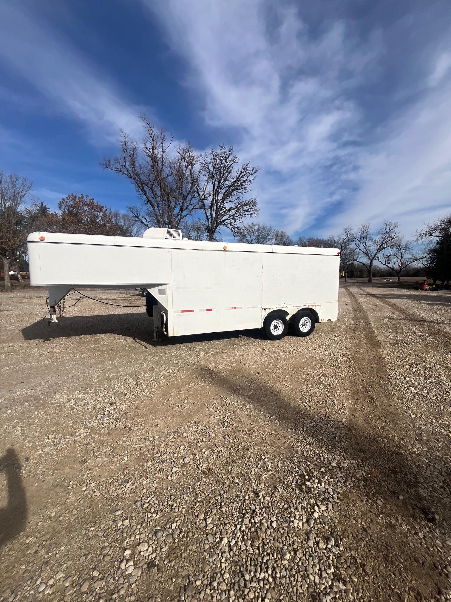 2001 WW Gooseneck Cargo Trailer