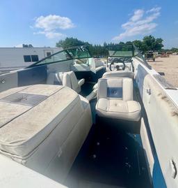 1986 Thundercraft Boat w/Mercury inboard motor