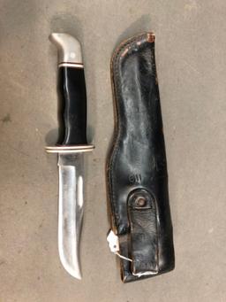 Buck knife with leather sheath