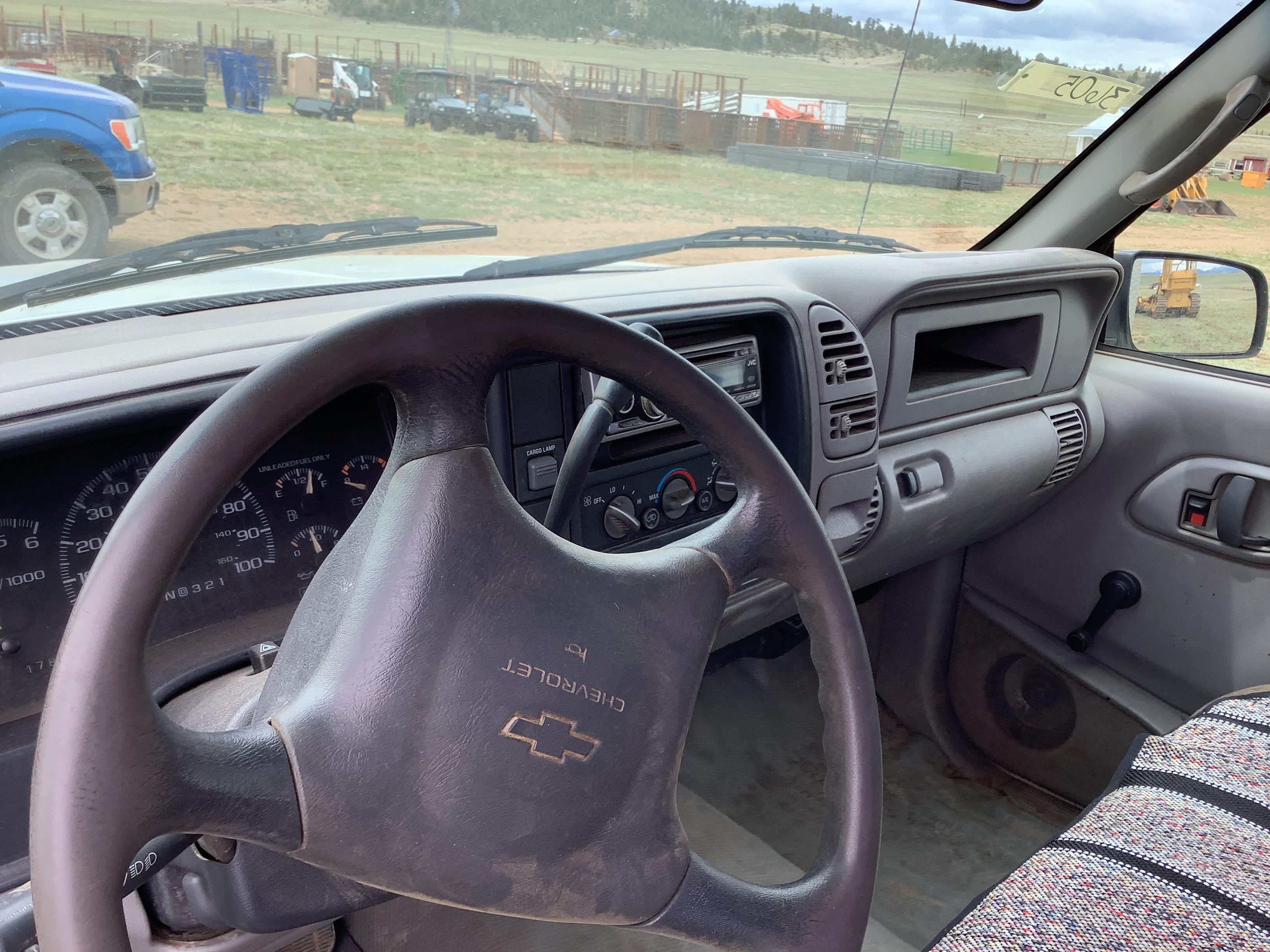 1999 CHEVY 2500