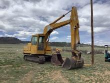 John Deere 690 B Excavator