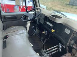 2001 International 4700 T444E Tender