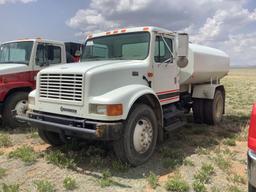 2001 International 4700 T444E Tender