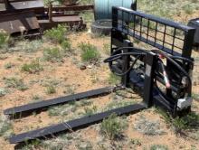 AGT Skid Steer Hydraulic Pallet Forks
