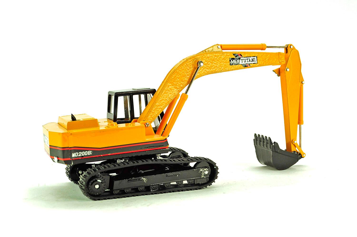 MDI/Yutani MD200BLC Hydraulic Excavator