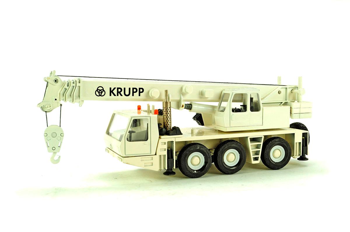 Krupp 3-Axle Crane - White