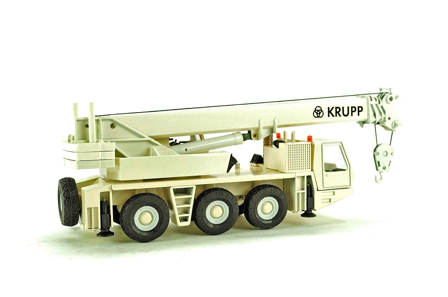 Krupp 3-Axle Crane - White
