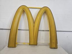 McDonald's Plastic M 4'