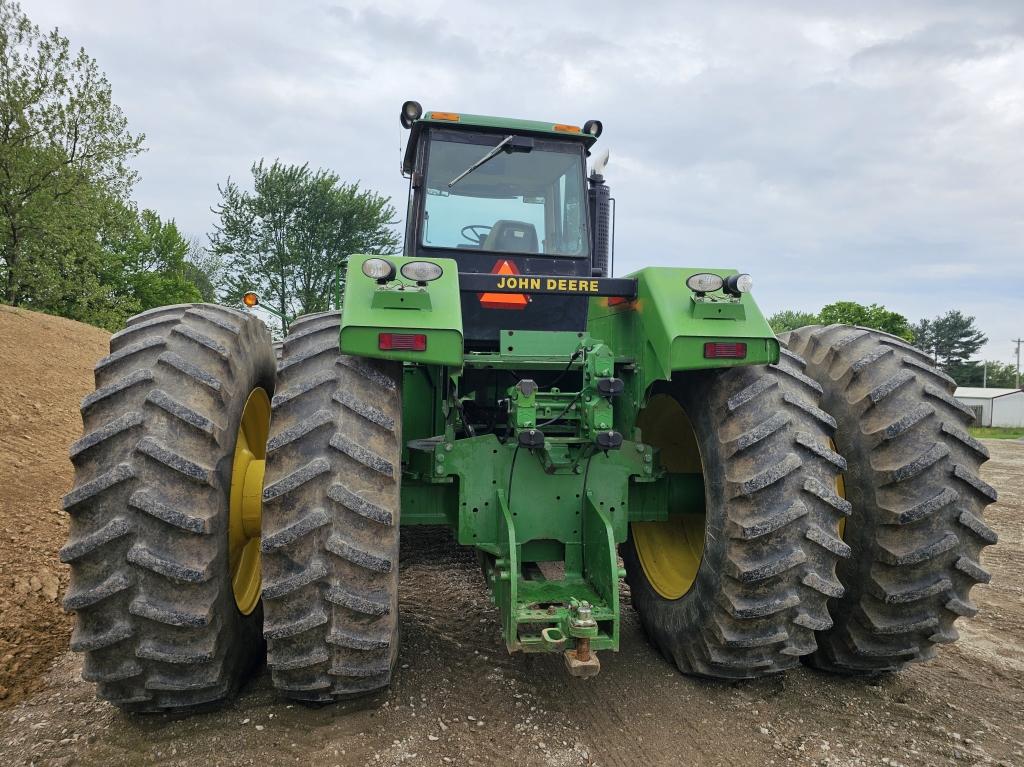 John Deere 8960 4x4 Tractor