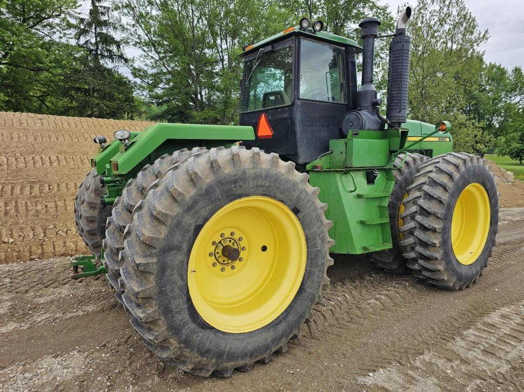 John Deere 8960 4x4 Tractor