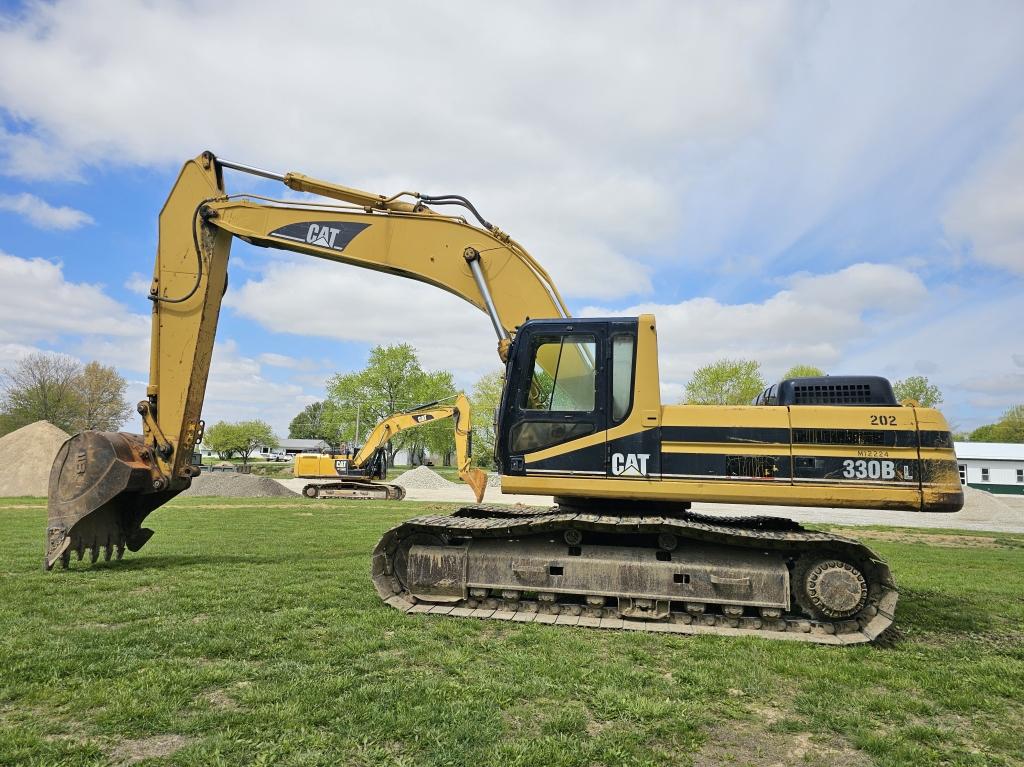 CAT 330B Excavator