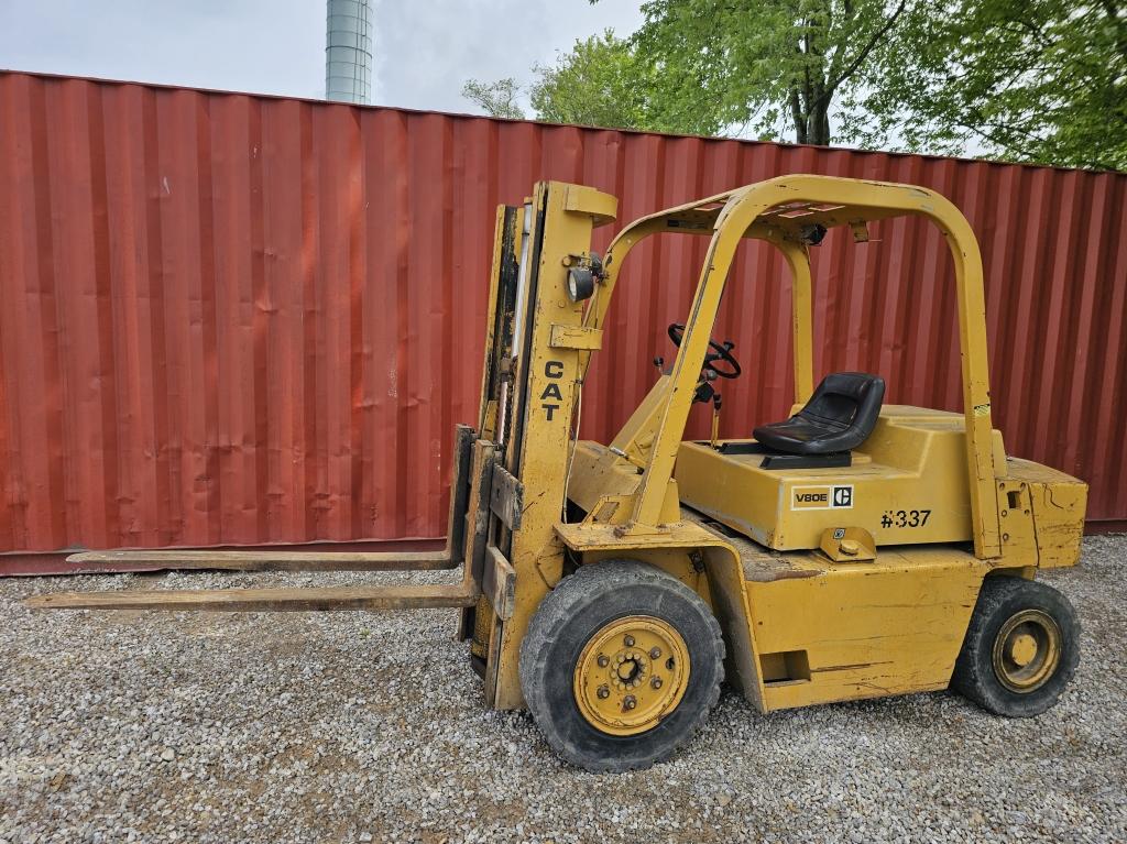 CAT V80E 8000lb Semi-Pneumatic Forklift