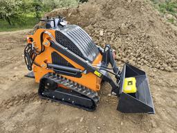 New/Unused Landhero Mini Skid Steer Loader