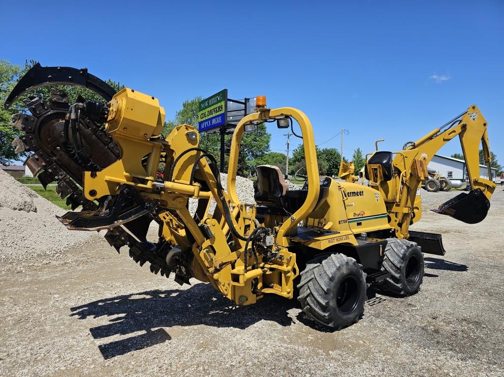 Vermeer RT700 Trencher/Plow/Backhoe