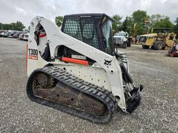 Bobcat T-300 Skid Steer Track Loader