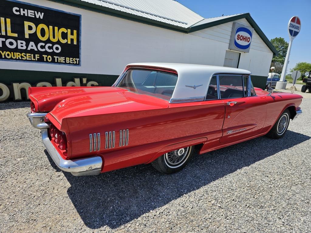 1960 Ford Thunderbird