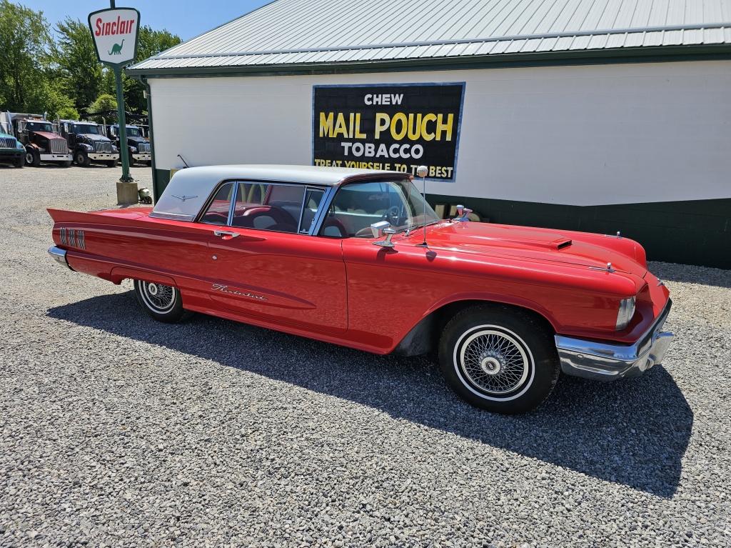 1960 Ford Thunderbird