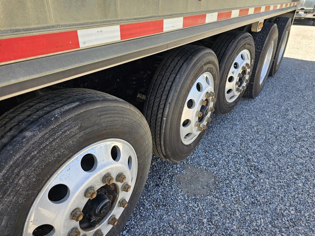 2017 Western Star 4700SF Six Axle Dump Truck