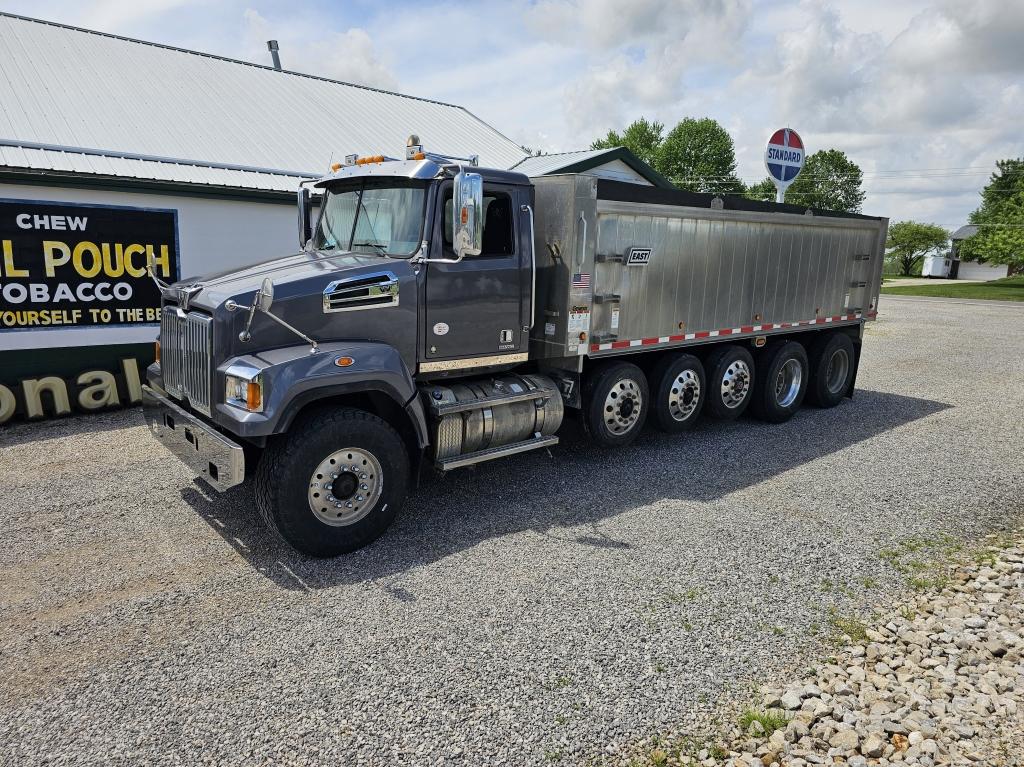 2017 Western Star 4700SF Six Axle Dump Truck