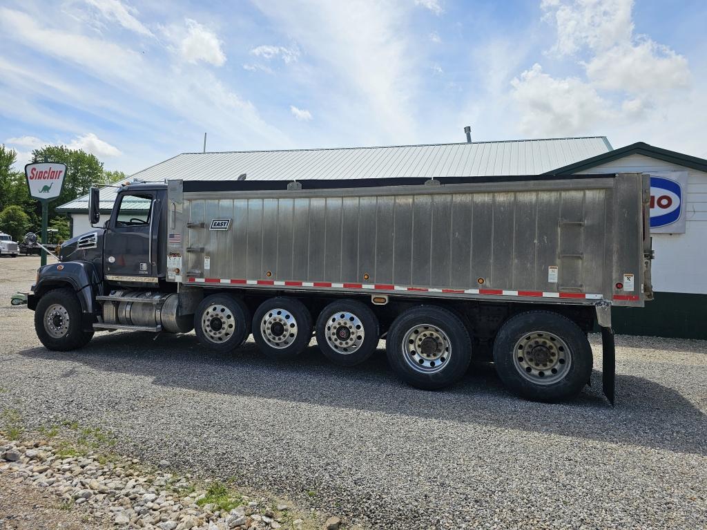 2017 Western Star 4700SF Six Axle Dump Truck