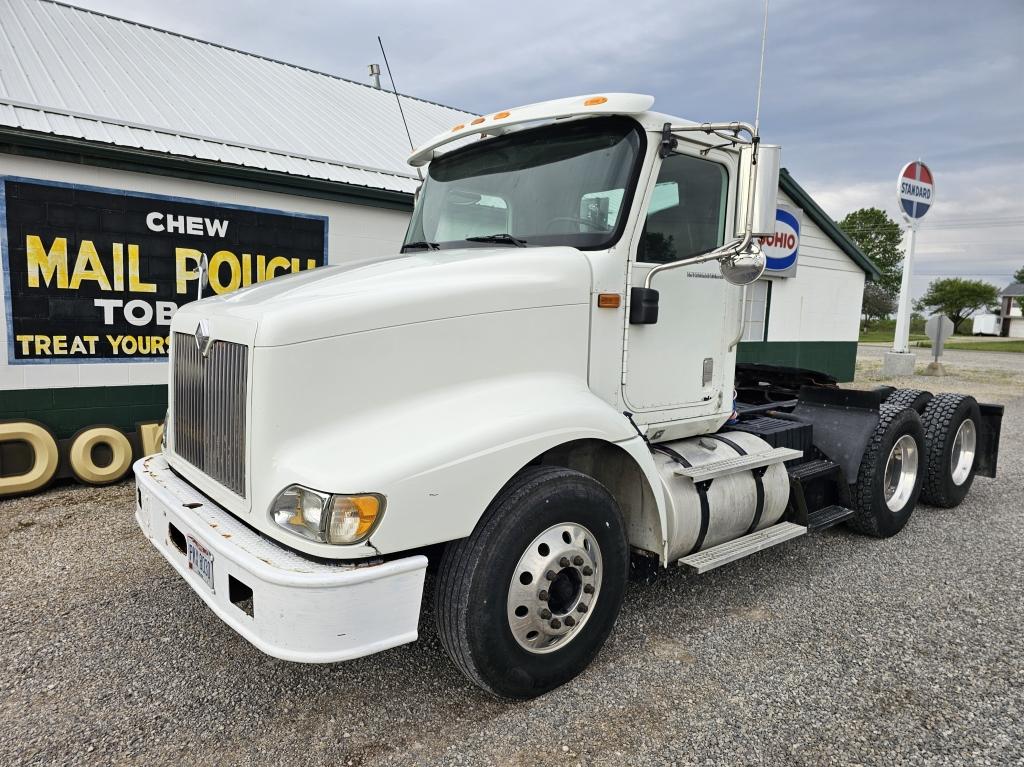 2009 International 9200 Semi Truck